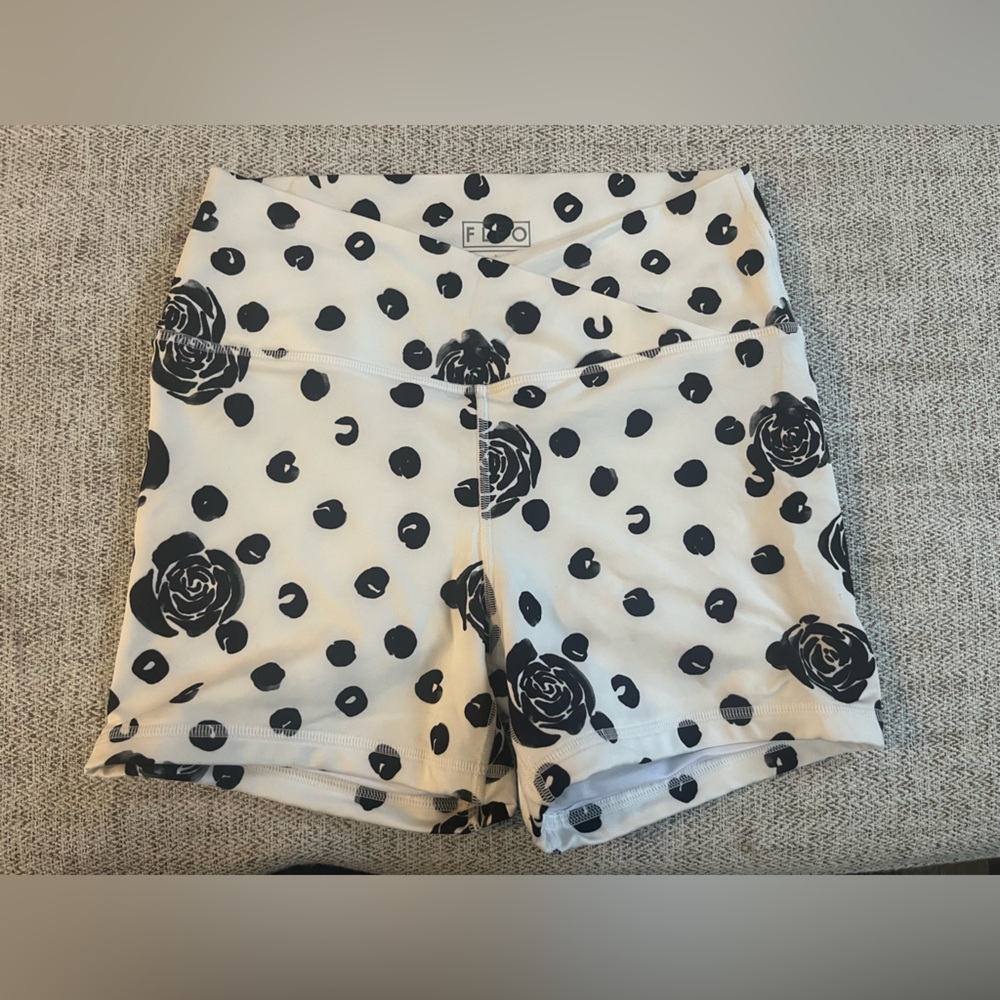 Fleo Black and White Polka Dot Women's Shorts
